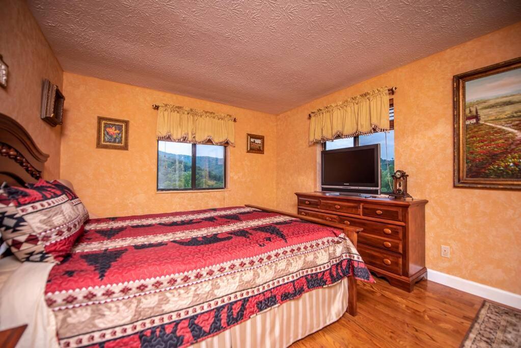 City & Mountain View 5 Mins From Downtown Gatlinburg Ngoại thất bức ảnh
